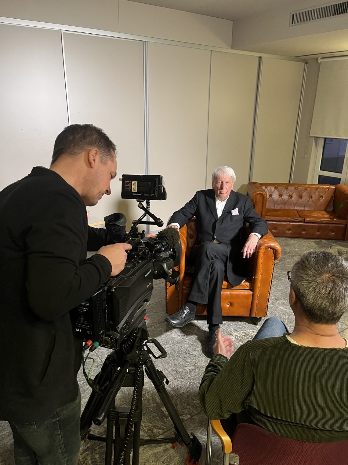 Unser Autor Eberhard Görner im Interview mit dem MDR-Team.