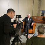 Unser Autor Eberhard Görner im Interview mit dem MDR-Team.